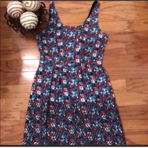 🌺NWT W118 by WALTER BAKER🌺AZTEC GARDEN DRESS🌺 - Picture 6 of 7